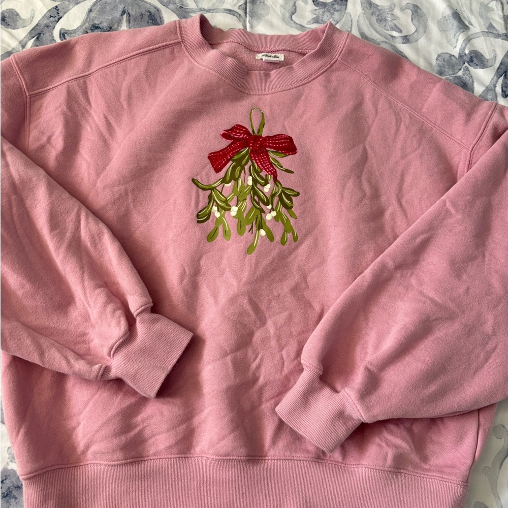 Kimchi Blue Misletoe Sweatshirt